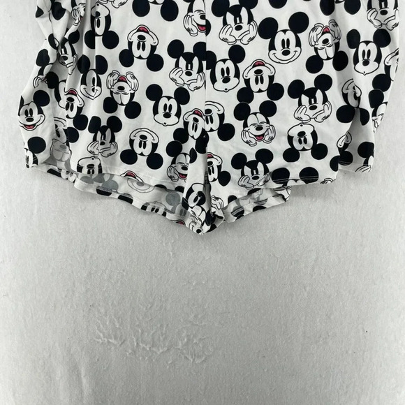 Disney Sleep Shorts Women's Sz 1X White Black Mickey Mouse Pattern Elastic Waist - Picture 7 of 11